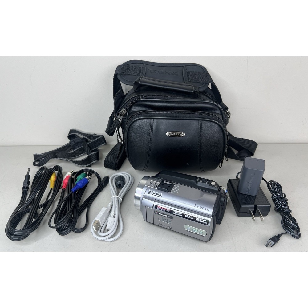 JVC Everio GZ-HD5U 3CCD HD Camcorder WORKS Battery Included